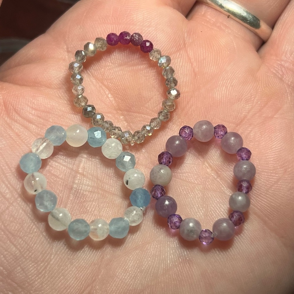 Stone Beaded Stretchy Rings🫶🏼GoldenHealingApothecary - Picture 6 of 17